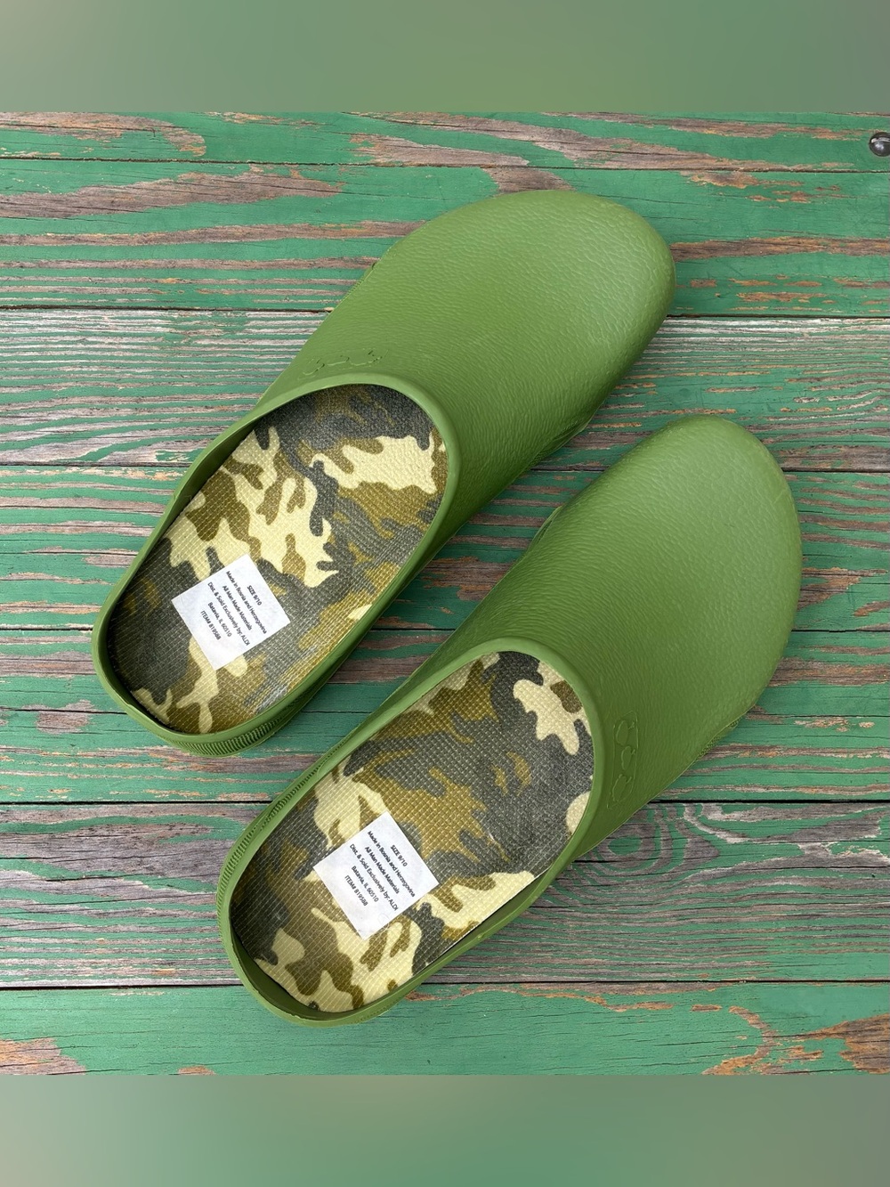Gardenline Garden clogs Mens 9/10 Green Camouflage Slip On Shoes